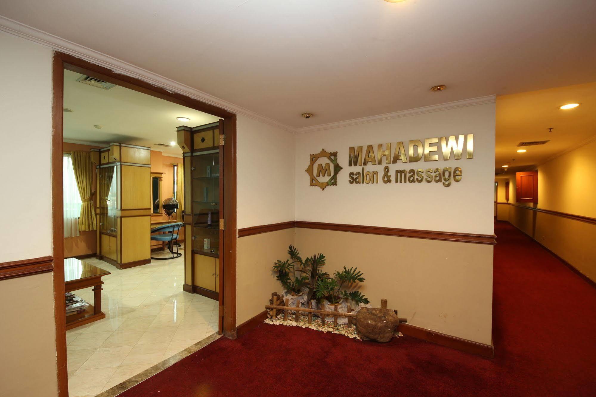 Maharani Hotel Jakarta Exteriör bild